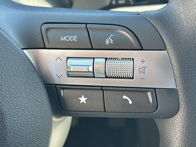 2026 Hyundai KONA SE FWD