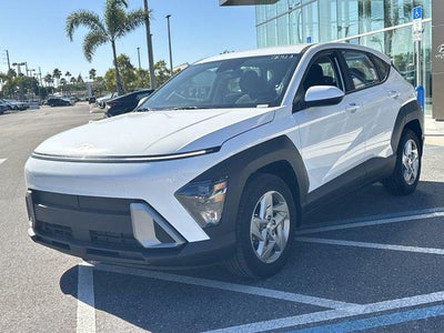 2026 Hyundai KONA SE FWD