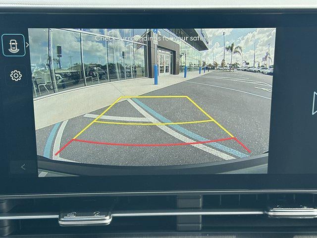 2026 Hyundai KONA SE FWD