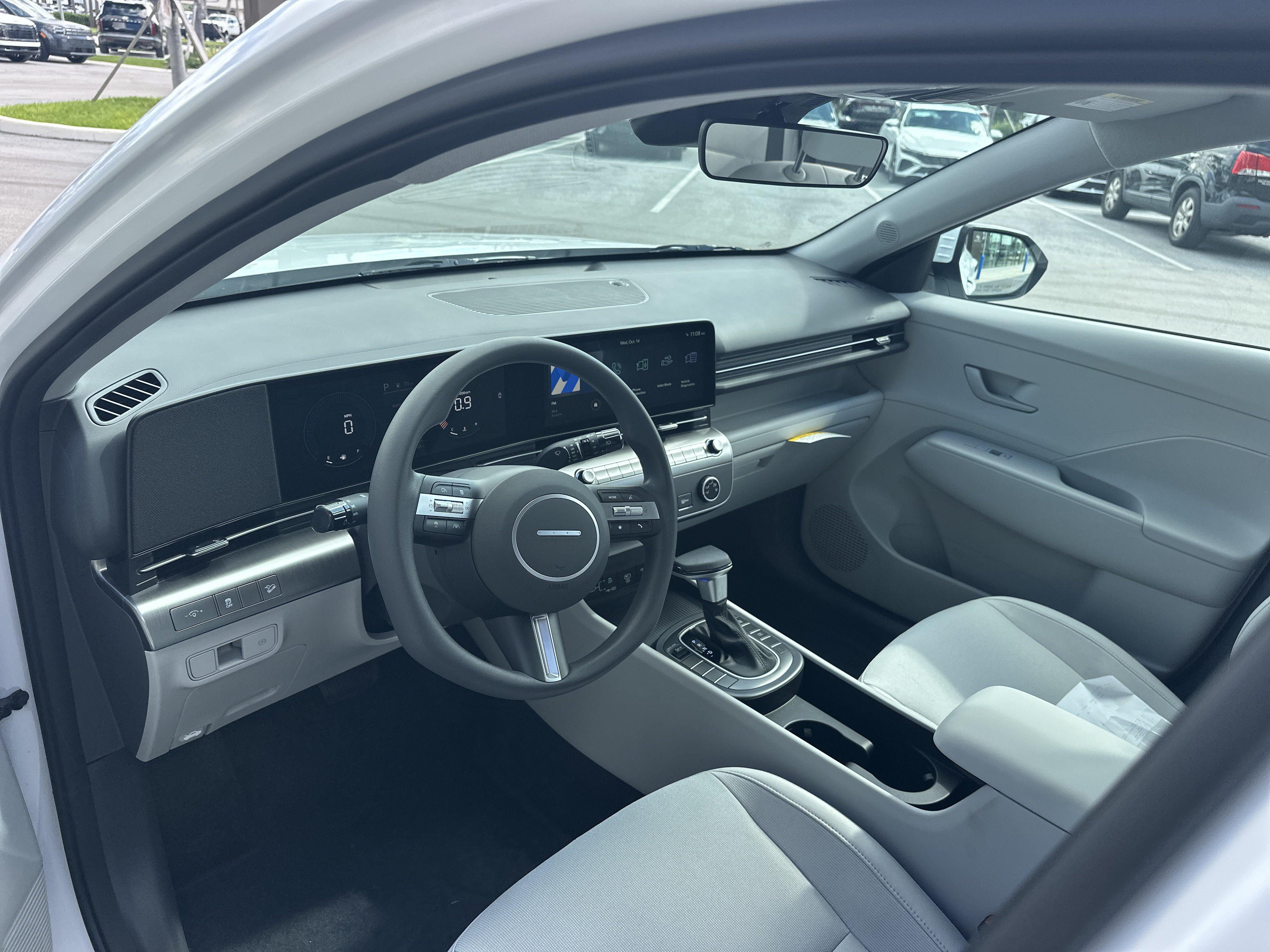 2027 Hyundai KONA SE FWD
