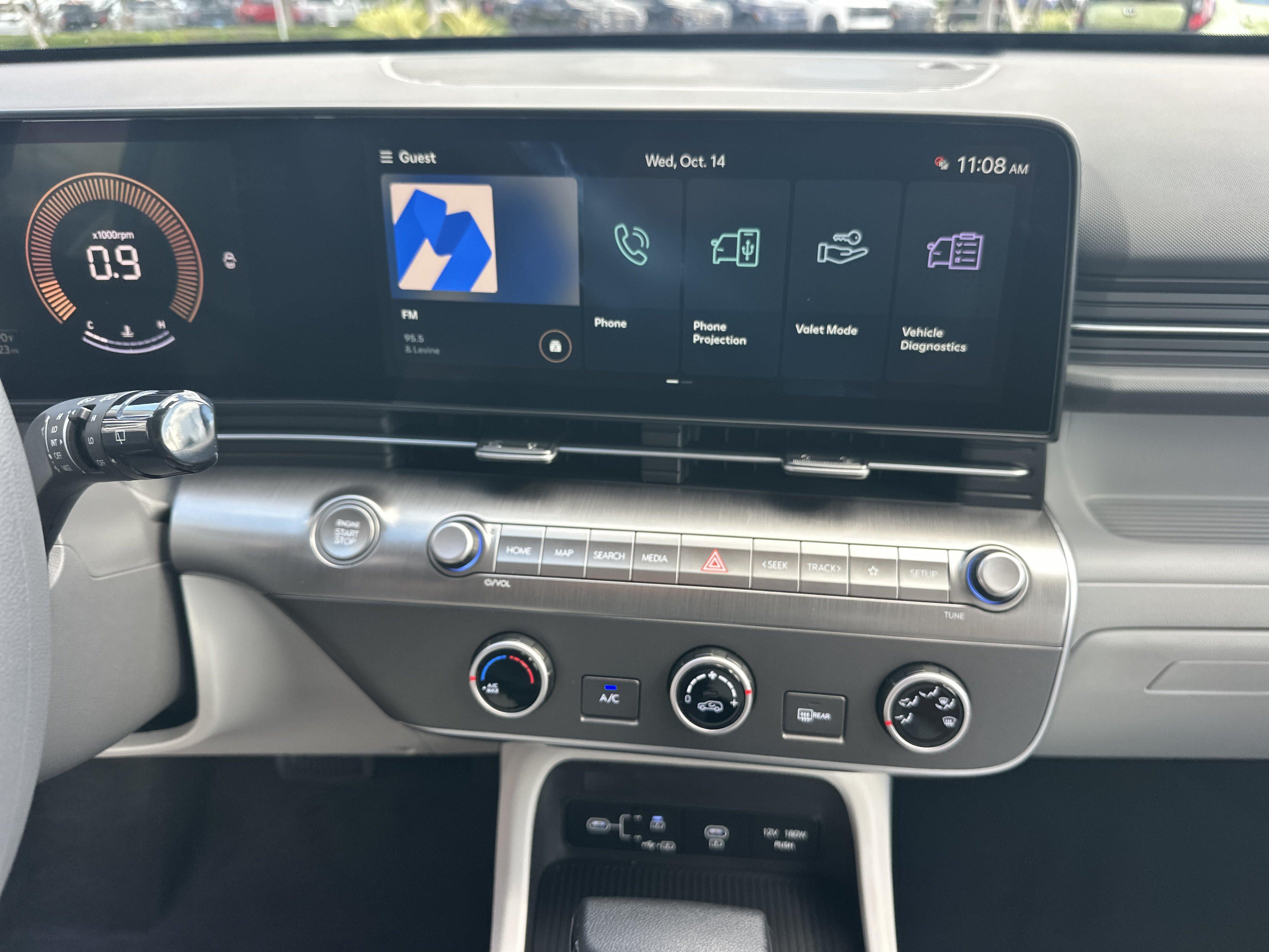 2027 Hyundai KONA SE FWD