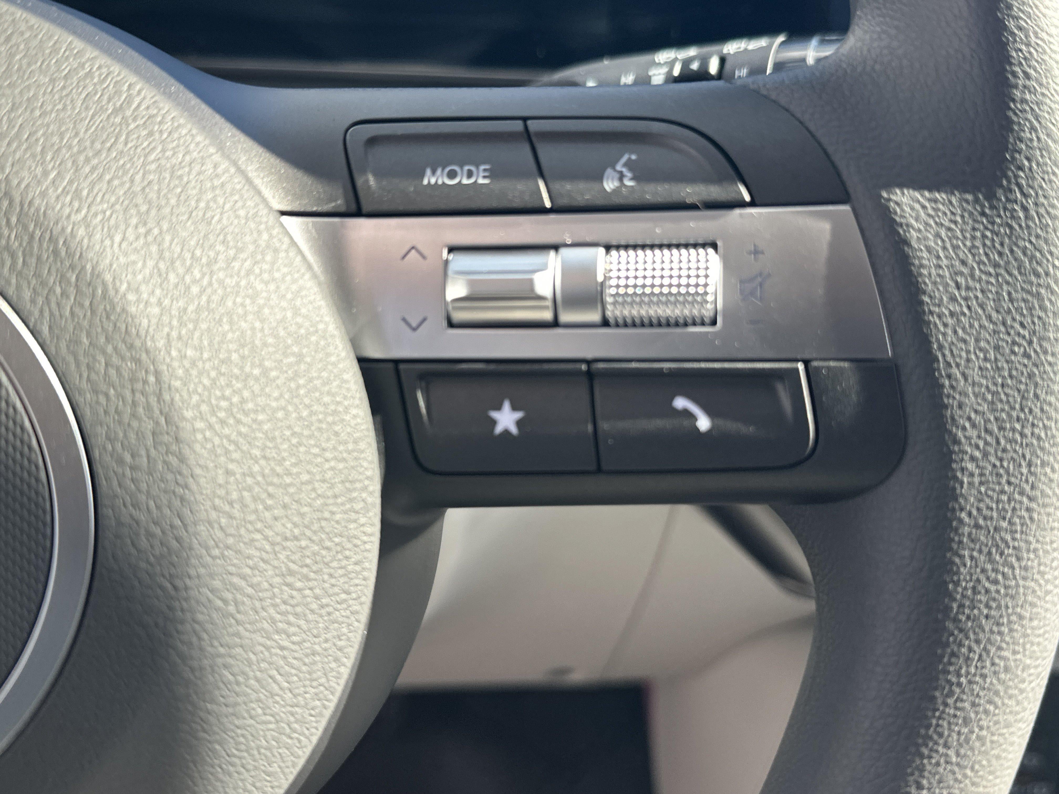 2027 Hyundai KONA SE AWD