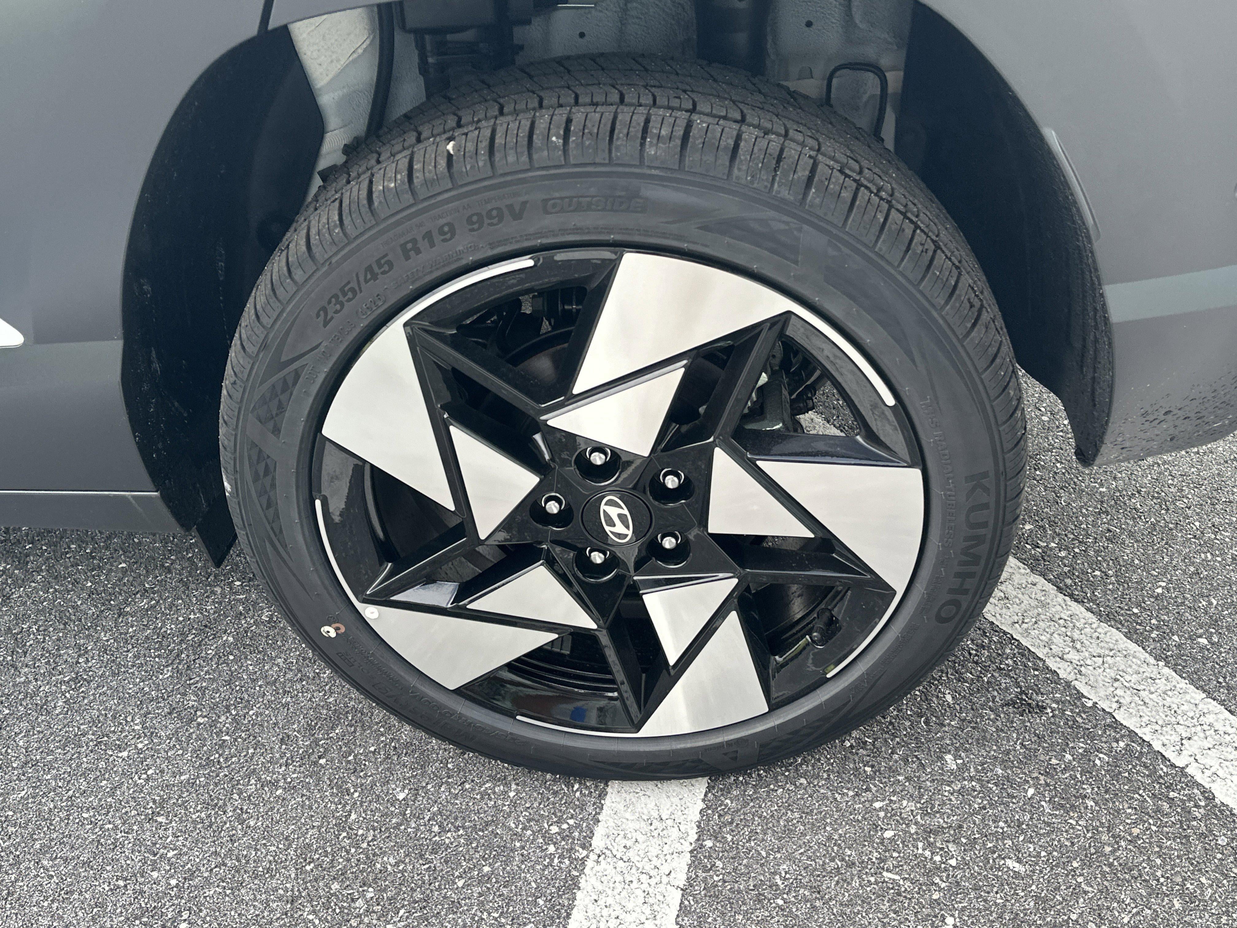 2026 Hyundai KONA Limited AWD