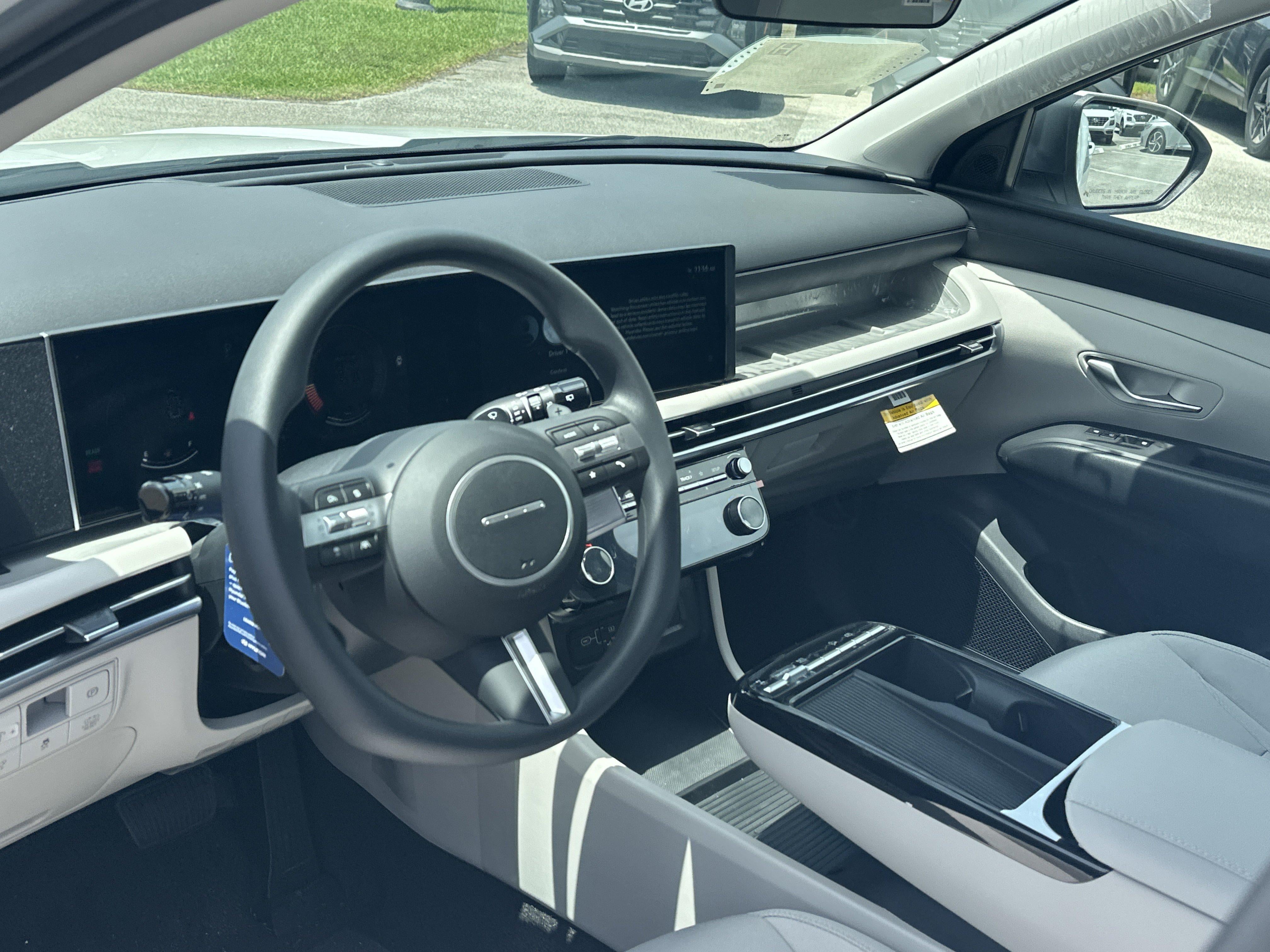 2026 Hyundai TUCSON HYBRID SEL AWD