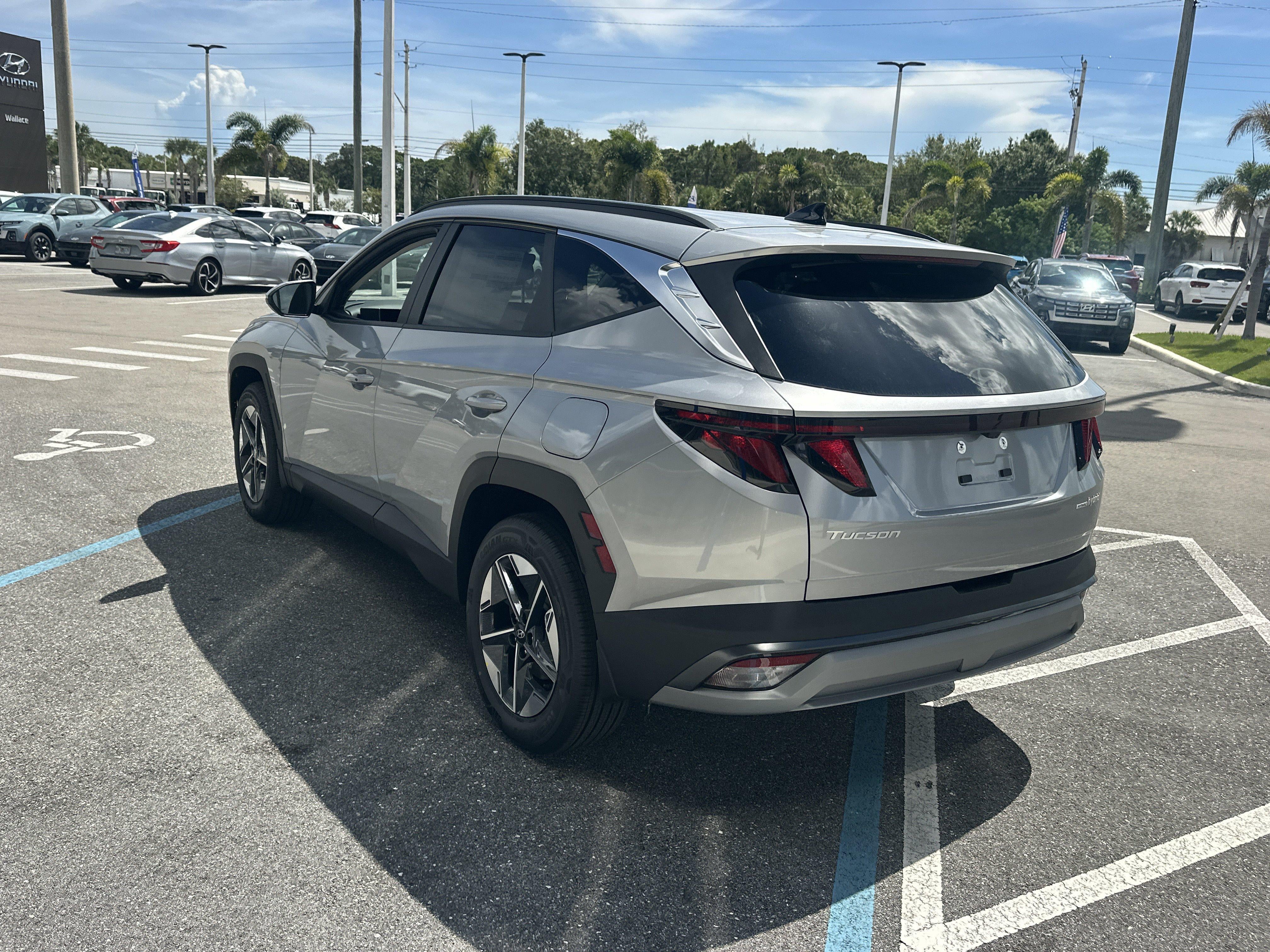 2026 Hyundai TUCSON HYBRID SEL AWD