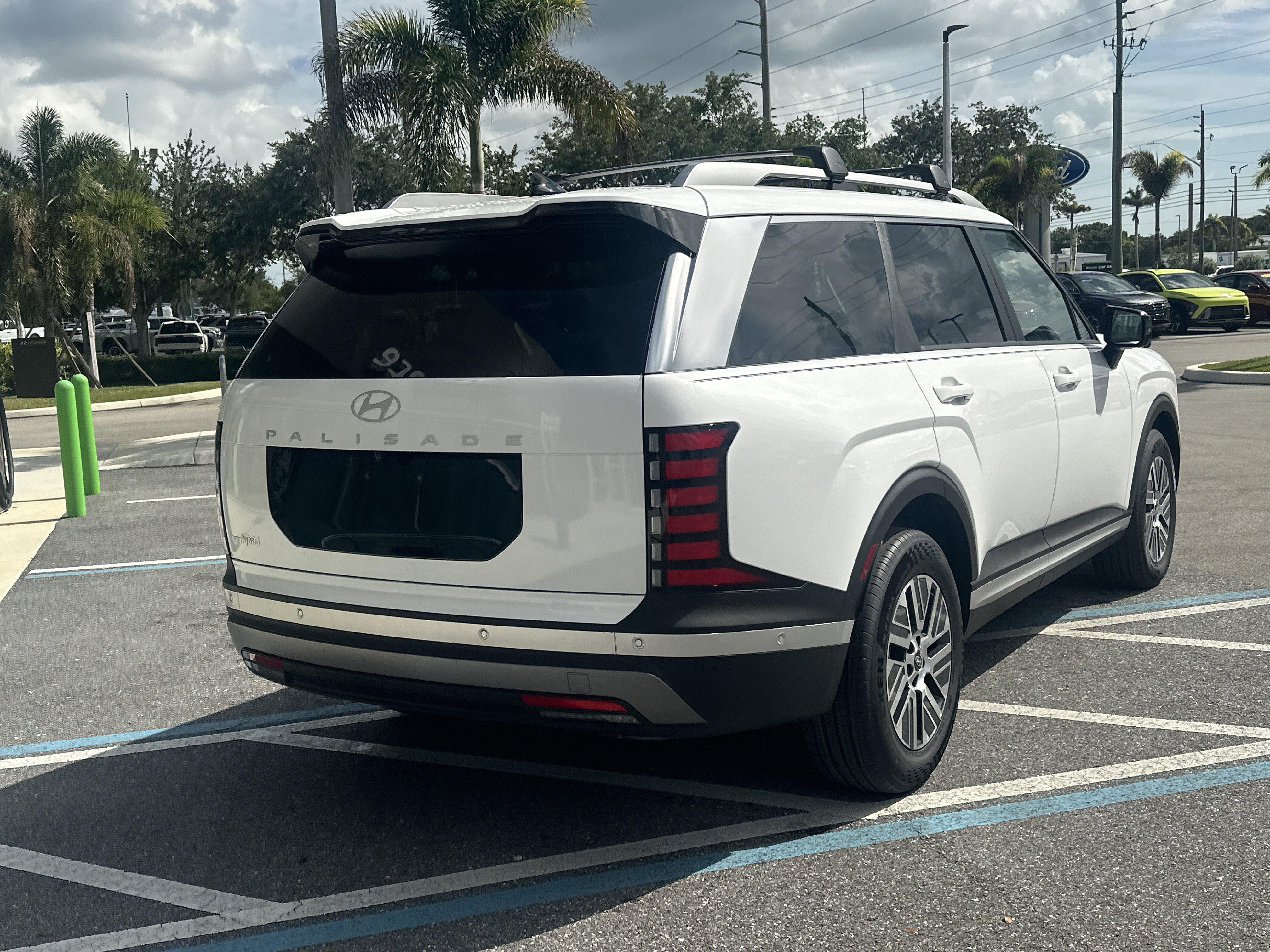 2026 Hyundai PALISADE HYBRID Blue SEL Premium 8P