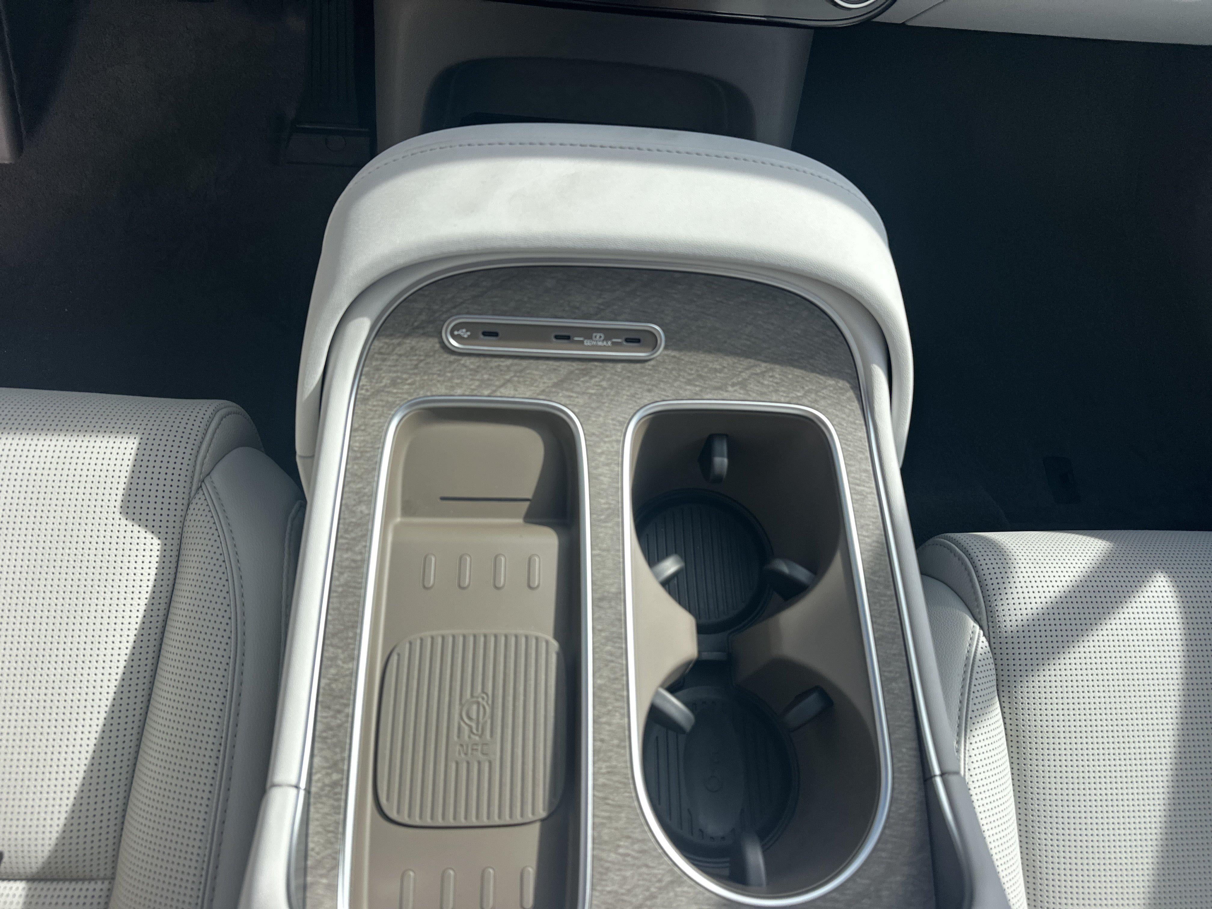 2027 Hyundai PALISADE HYBRID Limited 7P