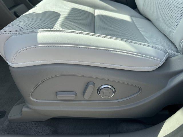 2026 Hyundai PALISADE SEL Premium FWD