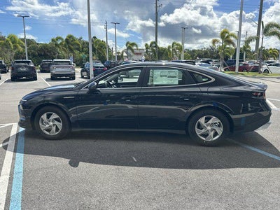 2025 Hyundai SONATA SE