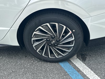 2026 Hyundai SONATA HYBRID Limited