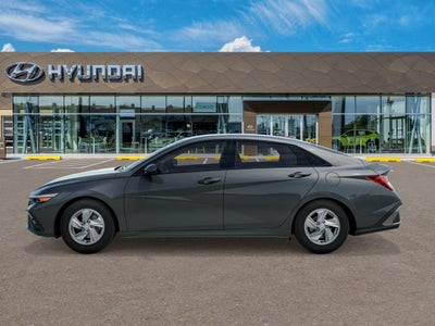 2026 Hyundai ELANTRA SE