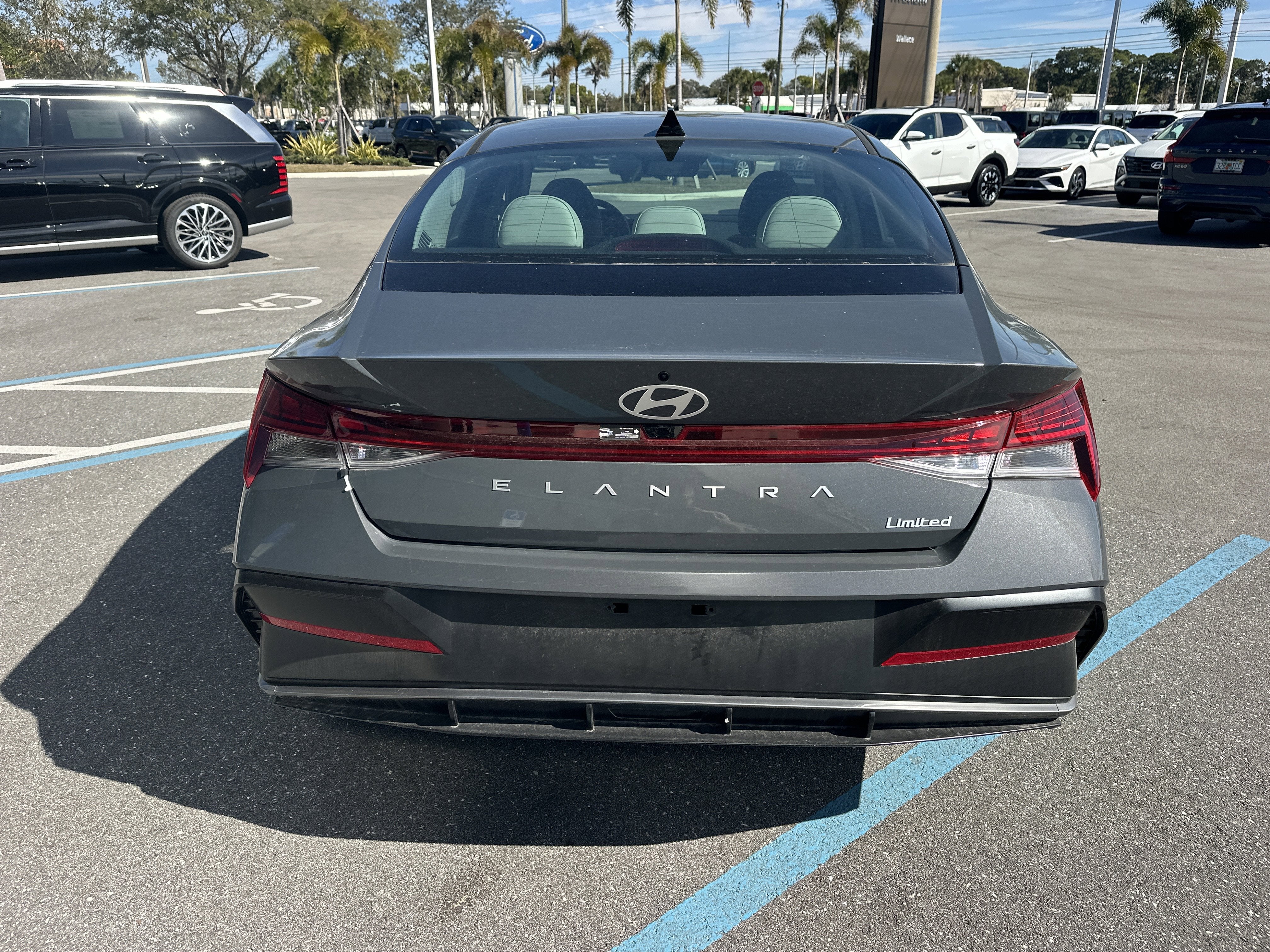 2026 Hyundai ELANTRA Limited