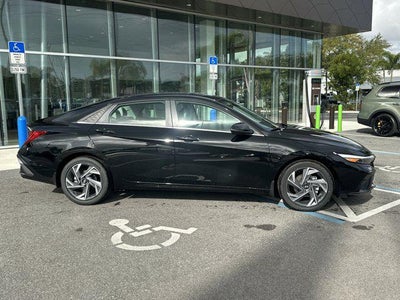 2026 Hyundai ELANTRA Limited