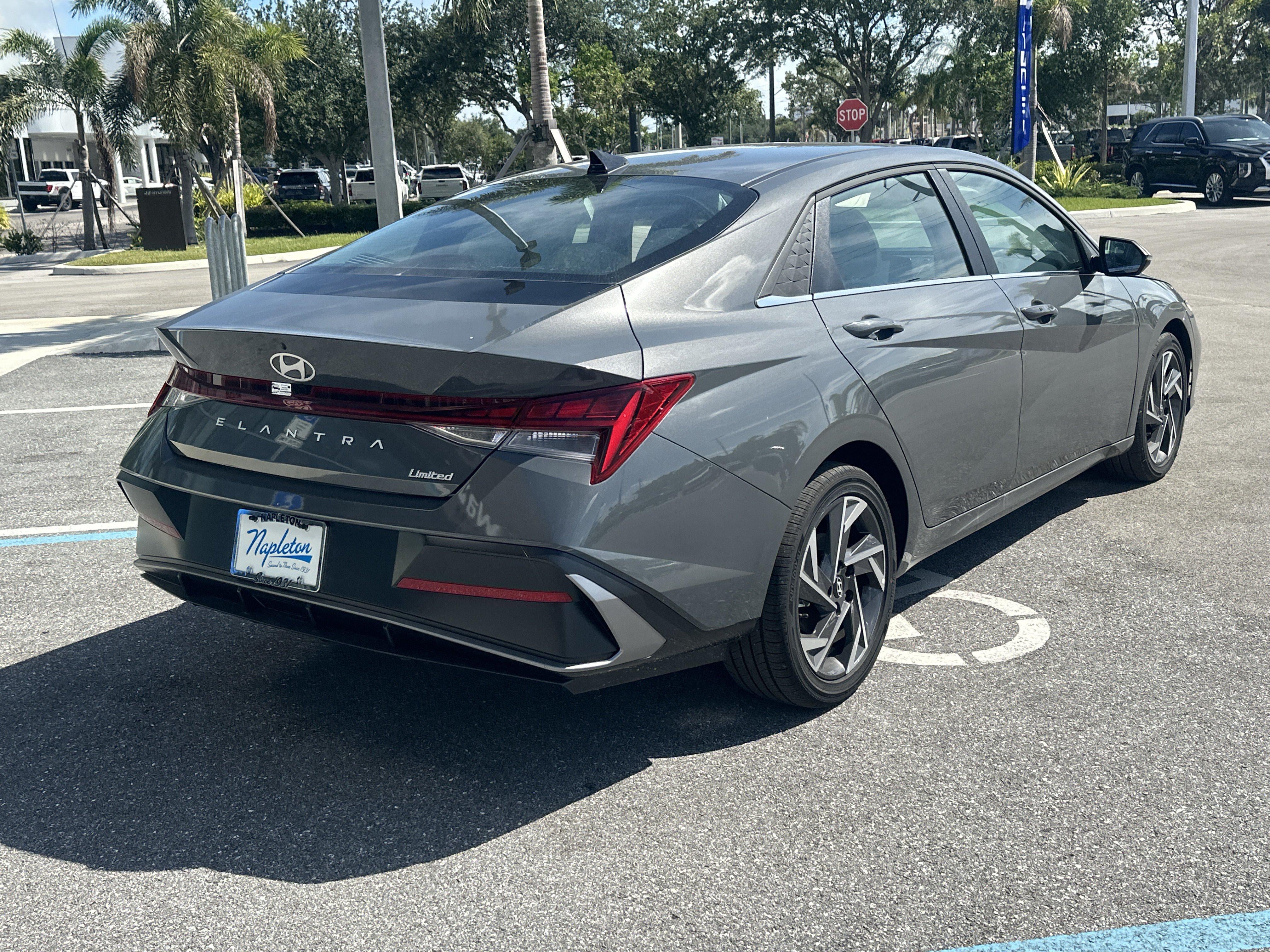 2026 Hyundai ELANTRA Limited