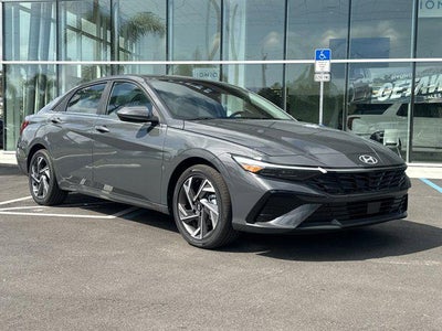 2025 Hyundai ELANTRA SEL Convenience