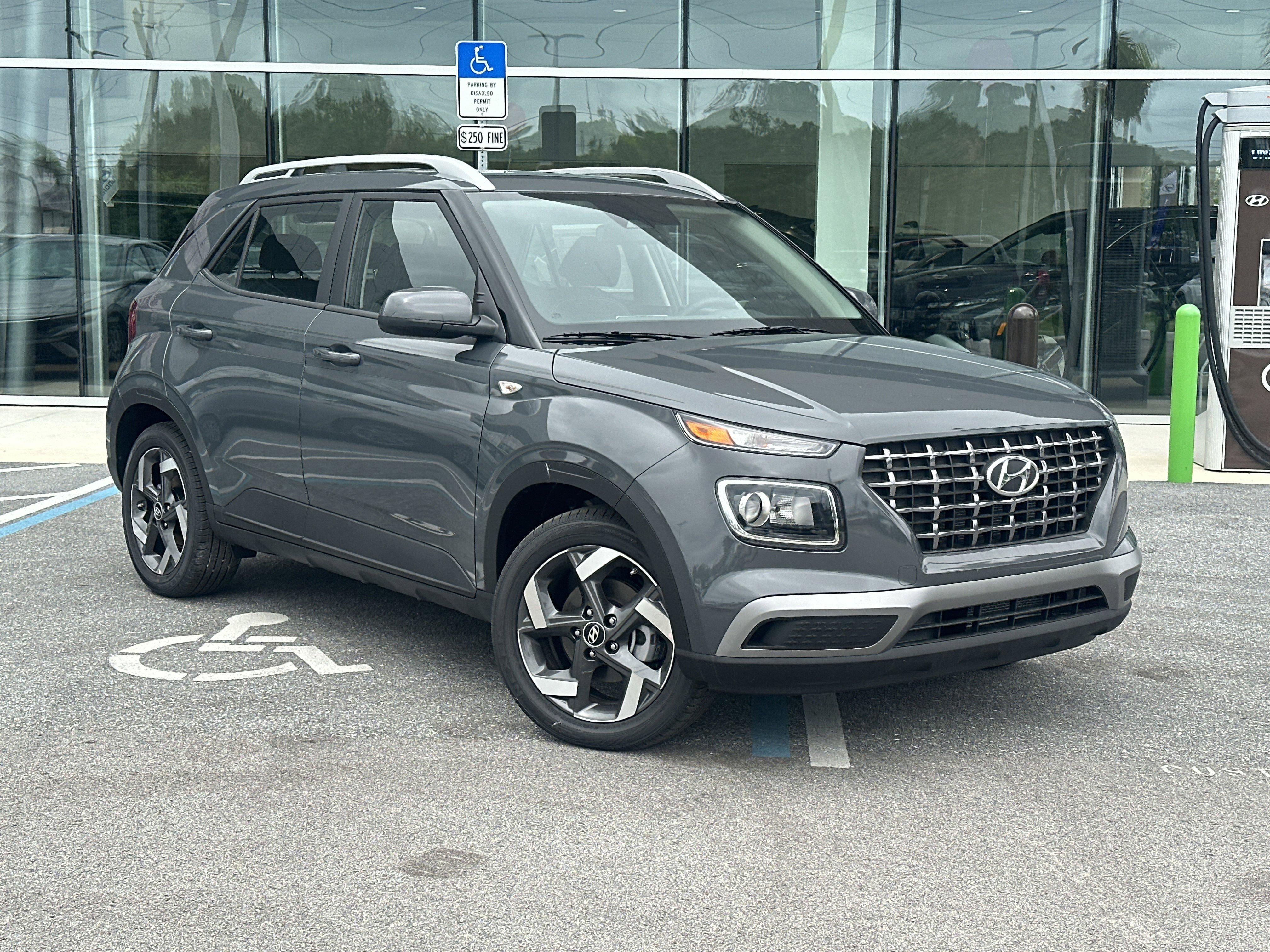 2026 Hyundai VENUE SEL
