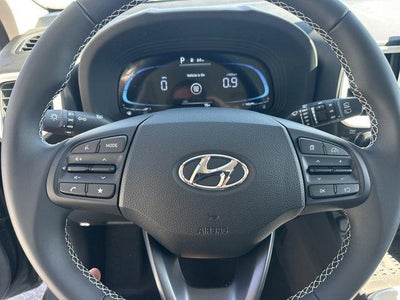 2026 Hyundai VENUE SEL W/Two-Tone Roof