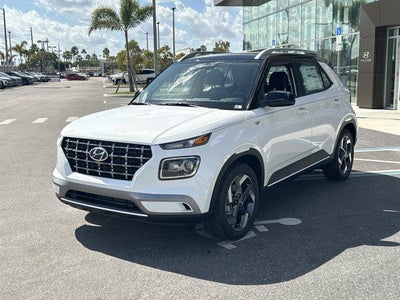 2026 Hyundai VENUE SEL W/Two-Tone Roof