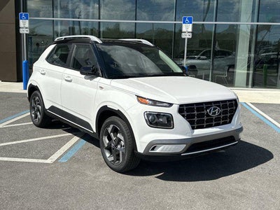 2026 Hyundai VENUE SEL W/Two-Tone Roof