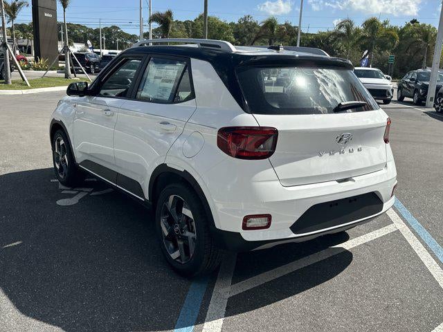 2026 Hyundai VENUE SEL W/Two-Tone Roof