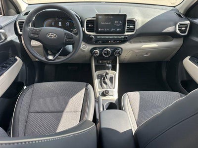 2026 Hyundai VENUE SEL W/Two-Tone Roof
