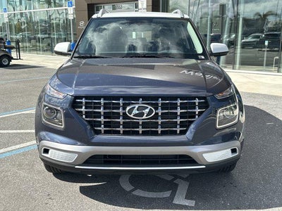 2026 Hyundai VENUE SEL W/Two-Tone Roof