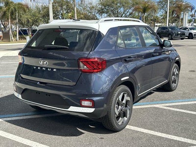 2026 Hyundai VENUE SEL W/Two-Tone Roof