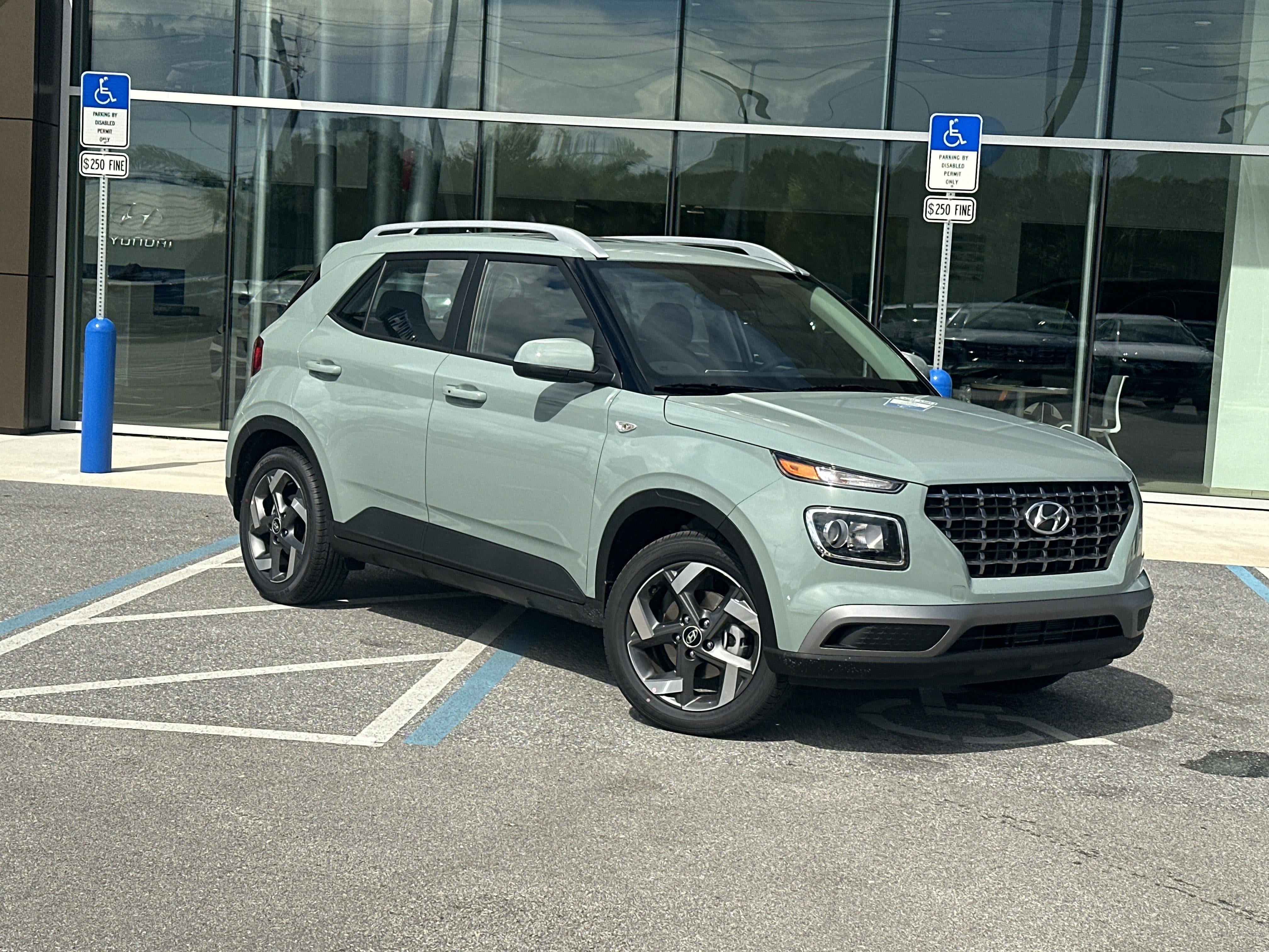 2026 Hyundai VENUE SEL