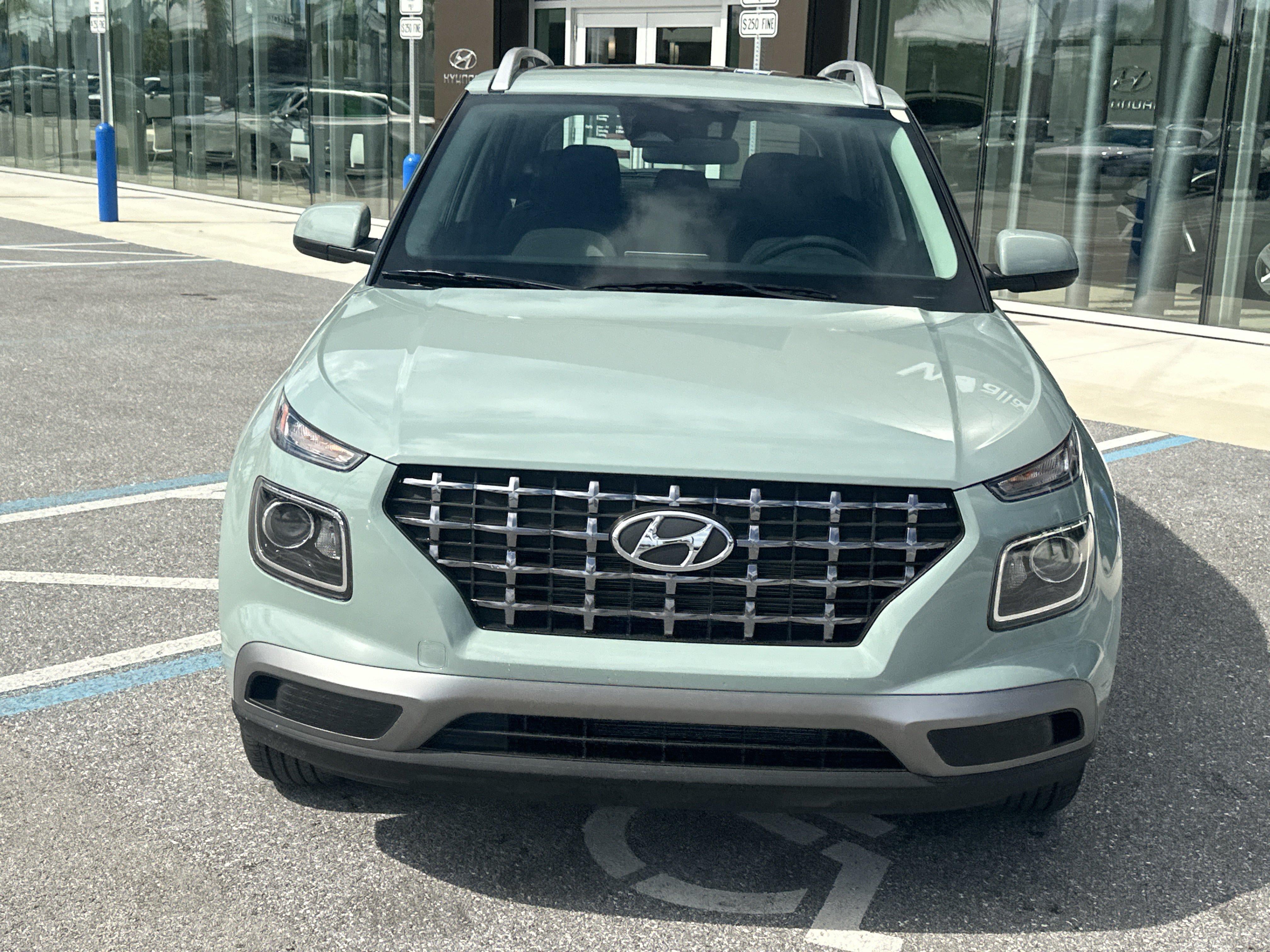 2026 Hyundai VENUE SEL