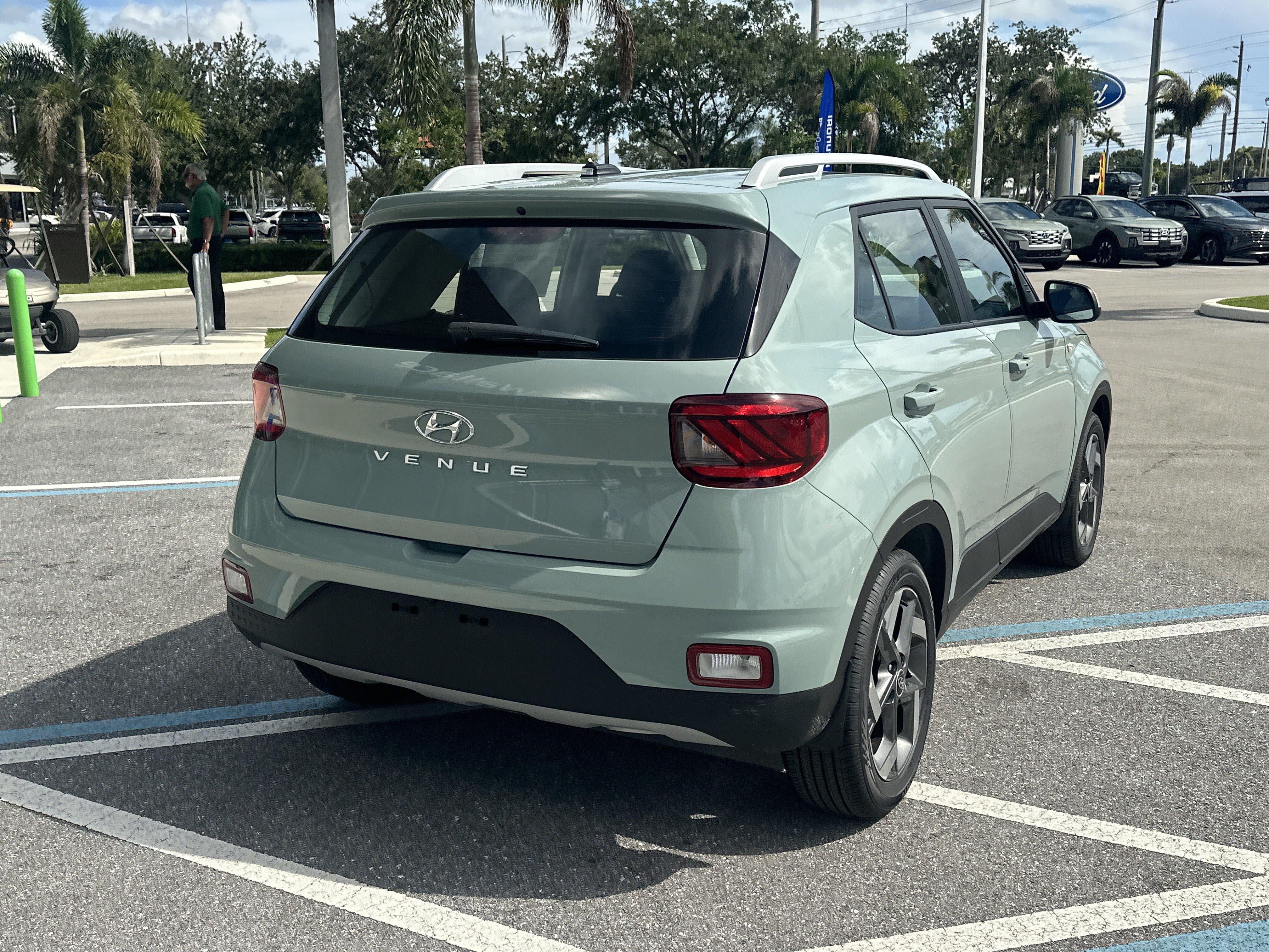 2026 Hyundai VENUE SEL