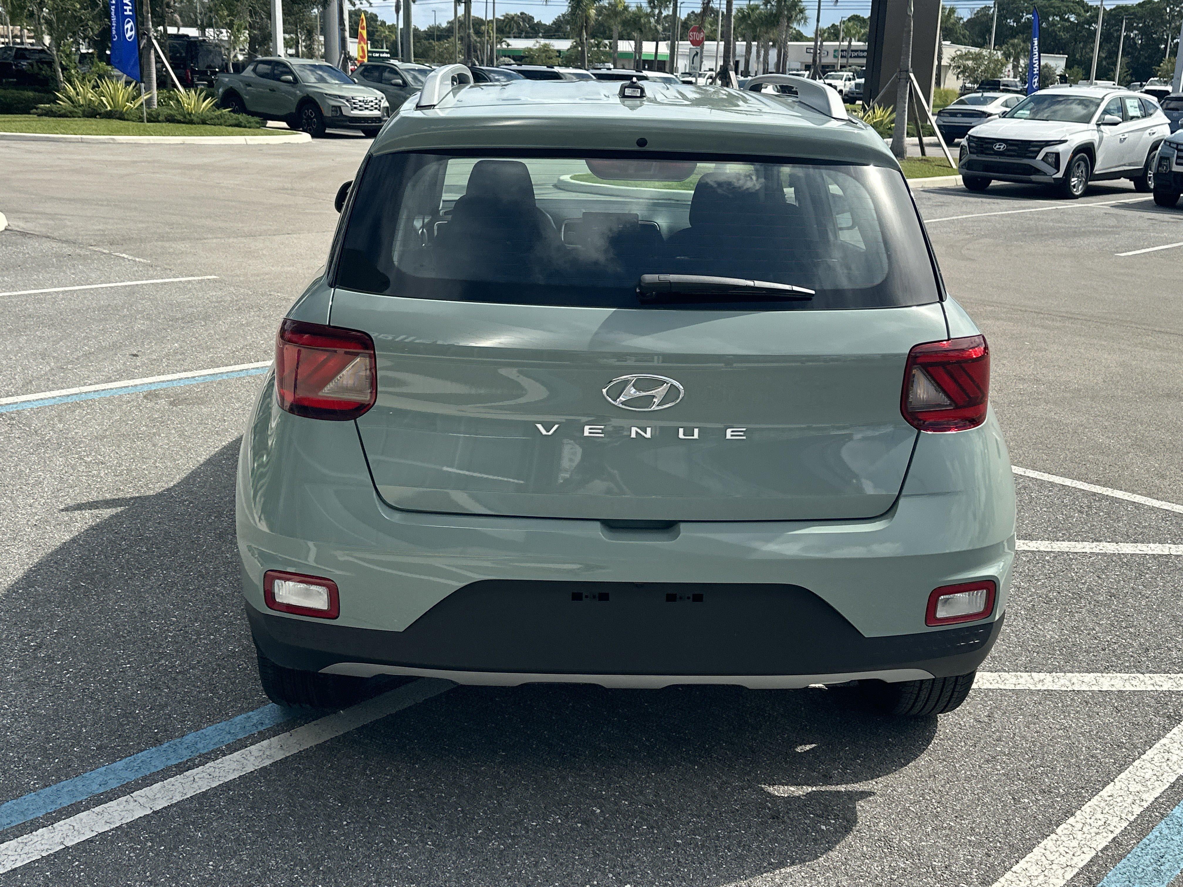 2026 Hyundai VENUE SEL