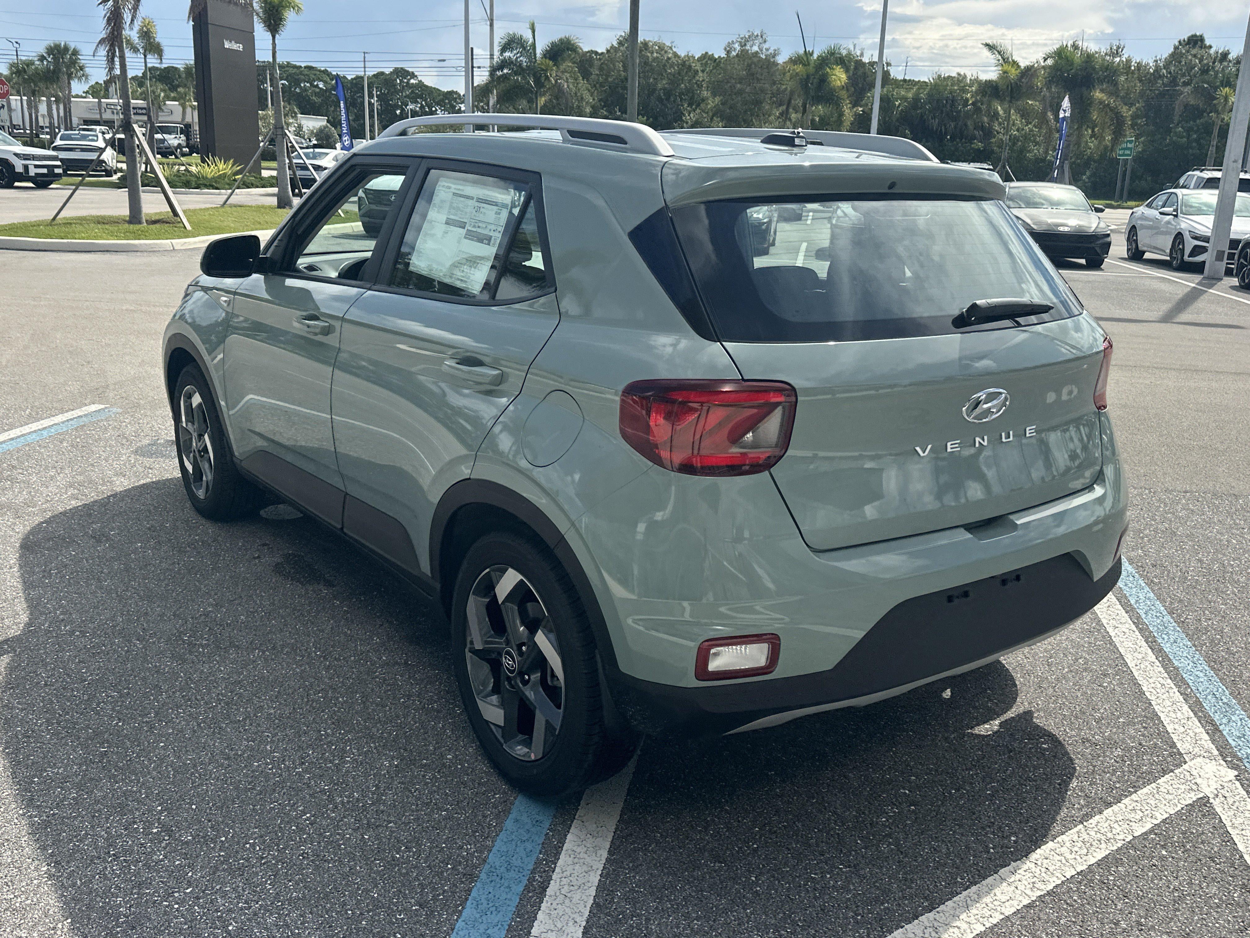 2026 Hyundai VENUE SEL