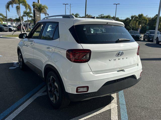 2025 Hyundai VENUE SEL
