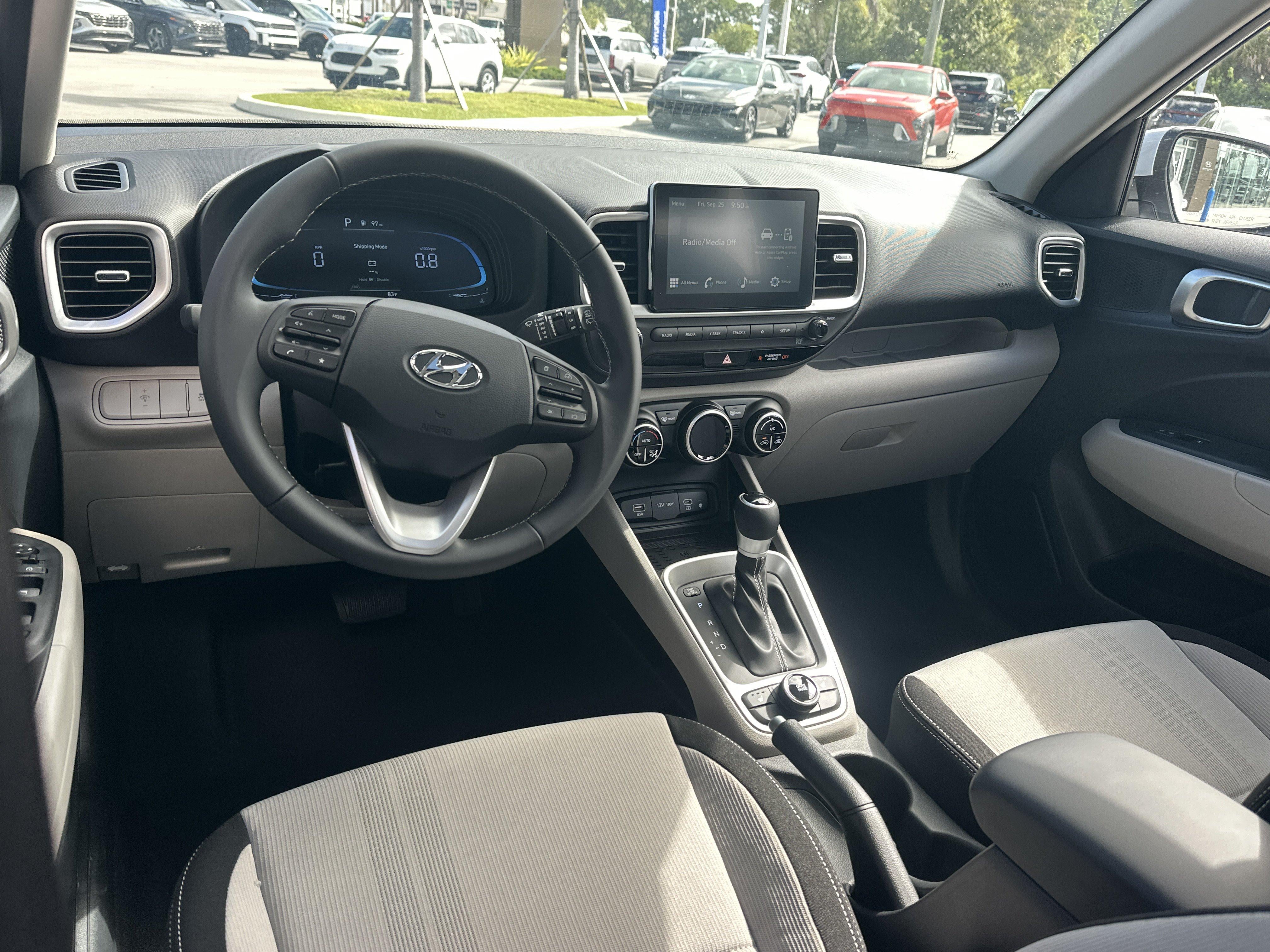2026 Hyundai VENUE SEL