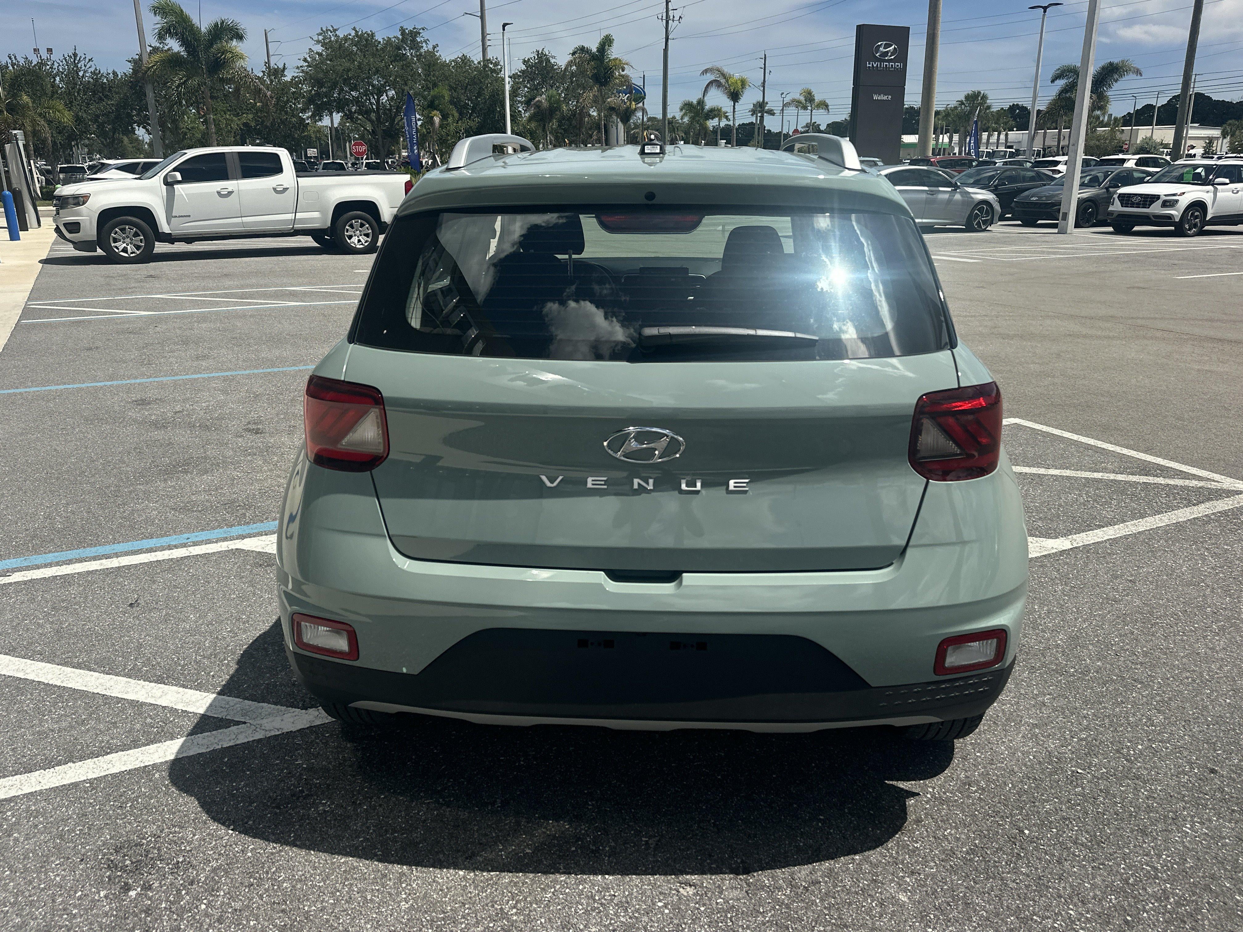 2026 Hyundai VENUE SEL
