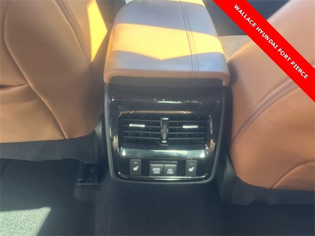 2022 Toyota Avalon Hybrid Limited