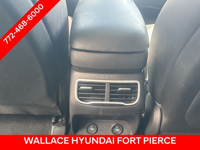2022 Hyundai Santa Fe SEL - Photo 17