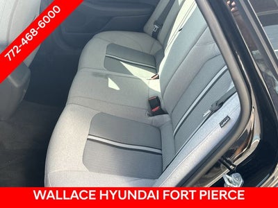 2022 Hyundai SONATA SE