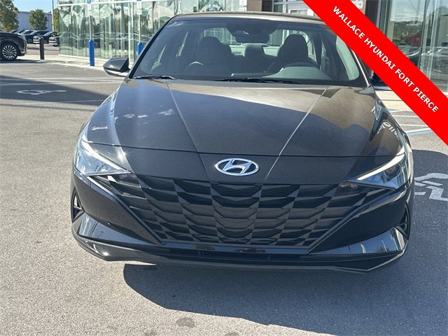 2023 Hyundai ELANTRA SE