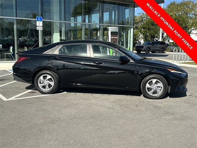 2023 Hyundai ELANTRA SE