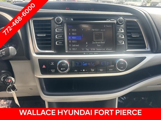 2019 Toyota Highlander LE Plus - Photo 25