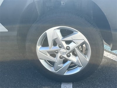 2024 Hyundai KONA SE