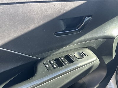 2024 Hyundai KONA SE