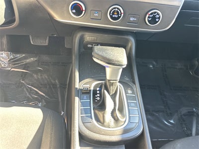 2024 Hyundai KONA SE