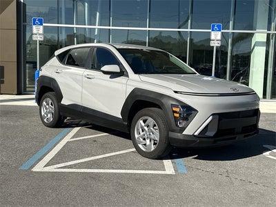 2024 Hyundai KONA SE