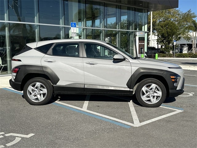 2024 Hyundai KONA SE