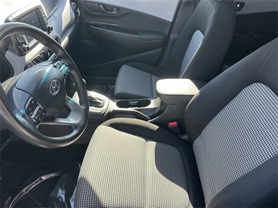 2021 Hyundai KONA SEL