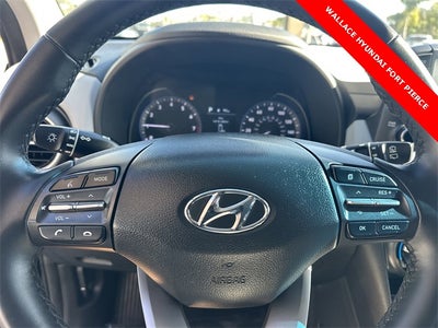 2021 Hyundai KONA SEL