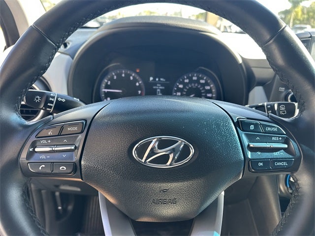 2021 Hyundai KONA SEL