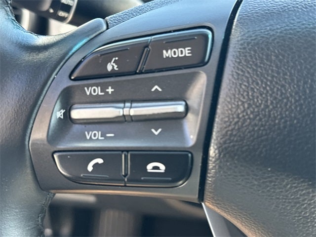 2021 Hyundai KONA SEL